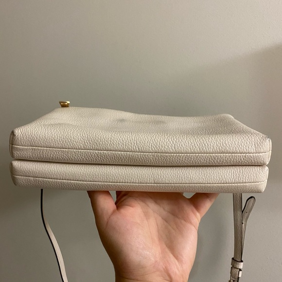 Womens Coach crossbody - Picture 6 of 9